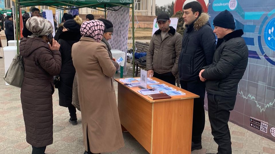 изображение в центре параграфа